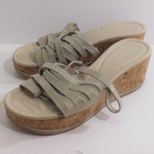 DONALD J PLINER Leather Wedge Sandal Gold NWOB